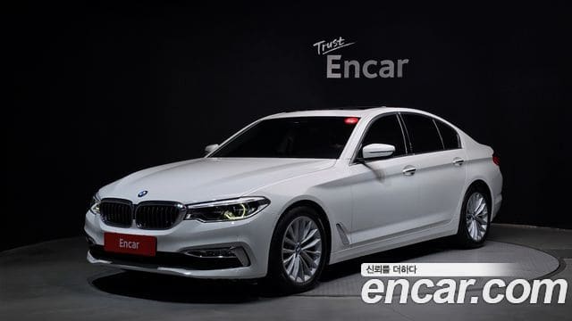 BMW 5 Series — фото 1