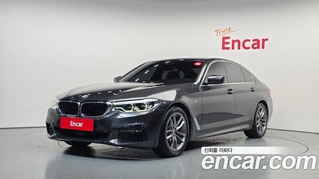 BMW 5 Series — фото 1