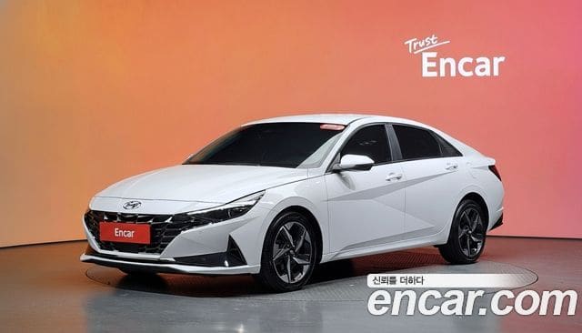 Hyundai Avante — фото 1