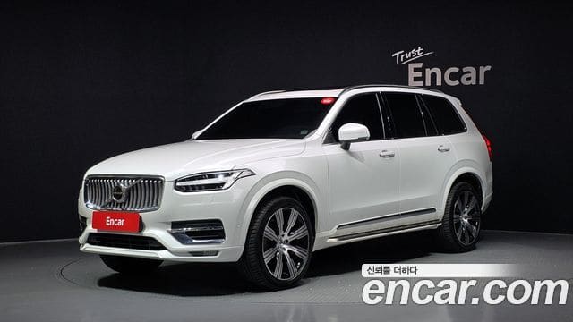 Volvo XC90 — фото 1