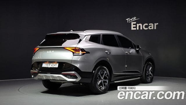 Kia Sportage — фото 1