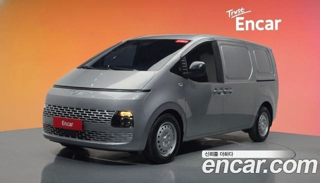 Hyundai Staria — фото 1
