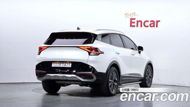 Kia Sportage — фото 1
