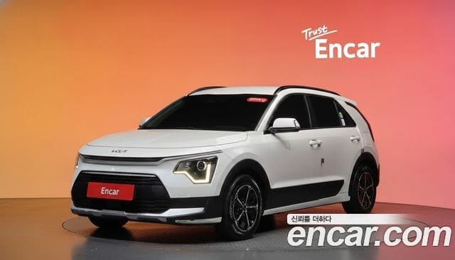 Kia Niro — фото 1