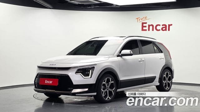 Kia Niro — фото 1