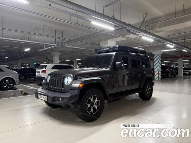 Jeep Wrangler — фото 1