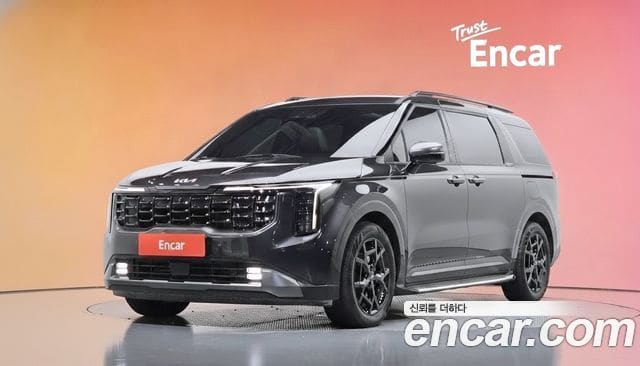Kia Carnival — фото 1