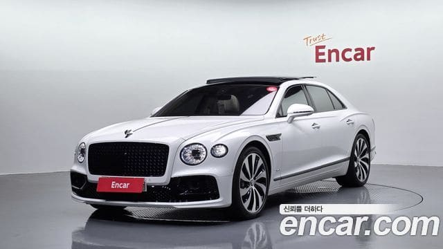 Bentley Flying Spur — фото 1