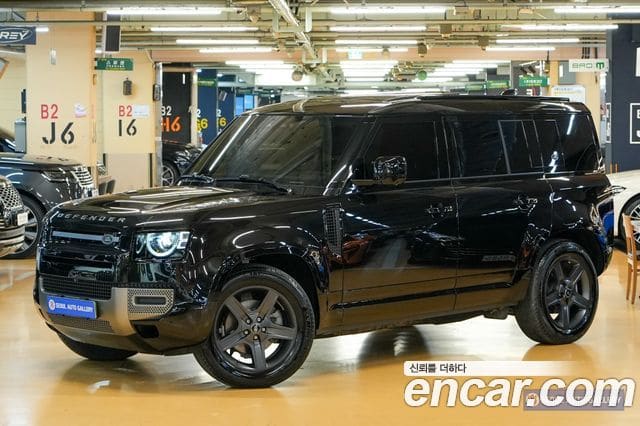 Land Rover Defender — фото 1