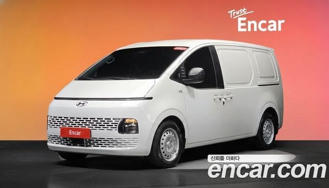 Hyundai Staria — фото 1