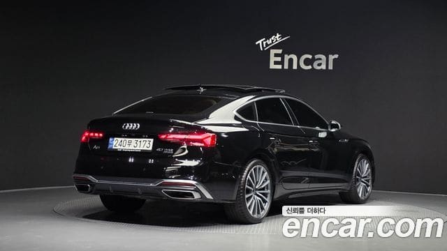 Audi A5 — фото 1