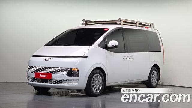 Hyundai Staria — фото 1