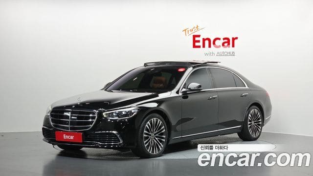 Mercedes-Benz S-Class — фото 1