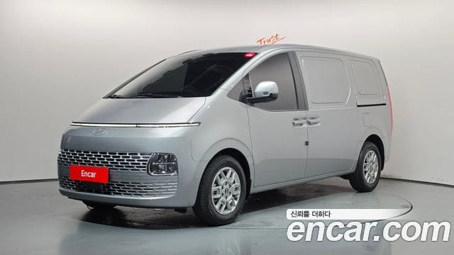 Hyundai Staria — фото 1
