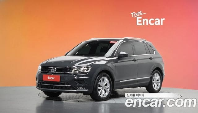 Volkswagen Tiguan — фото 1
