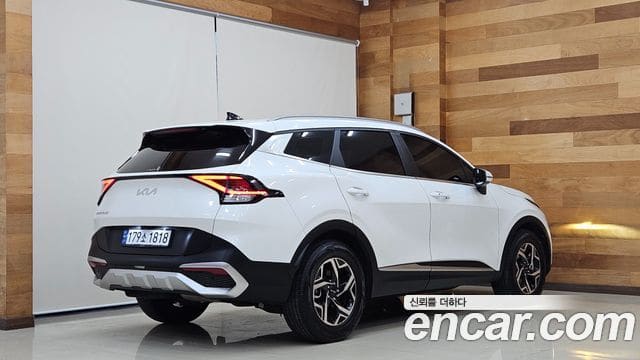 Kia Sportage — фото 1
