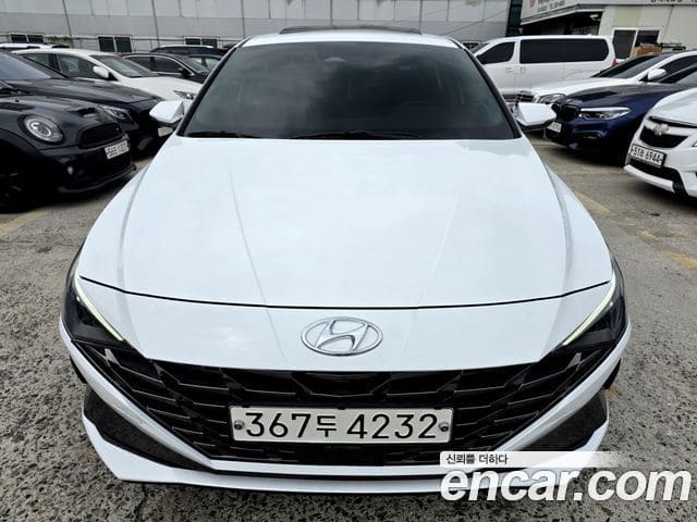 Hyundai Avante — фото 1