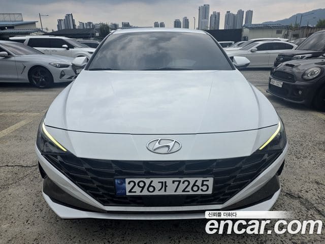 Hyundai Avante — фото 1