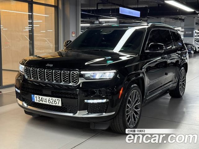 Jeep Grand Cherokee — фото 1