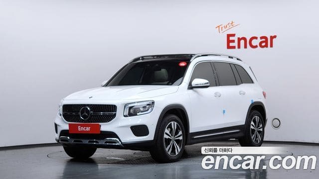 Mercedes-Benz GLB-Class — фото 1
