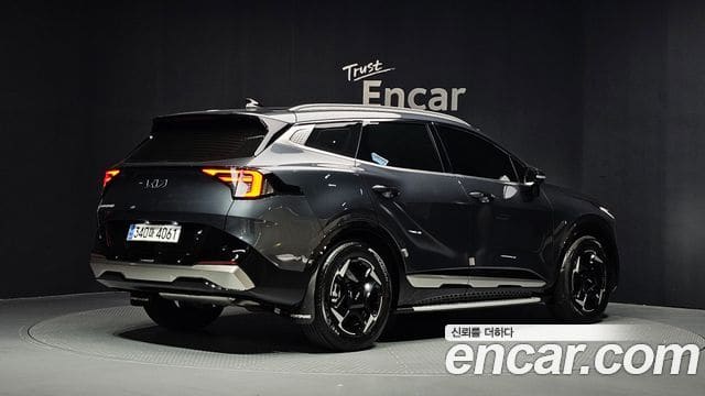 Kia Sportage — фото 1