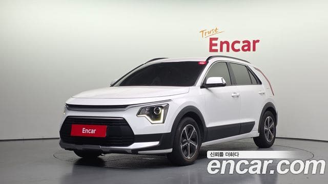 Kia Niro — фото 1