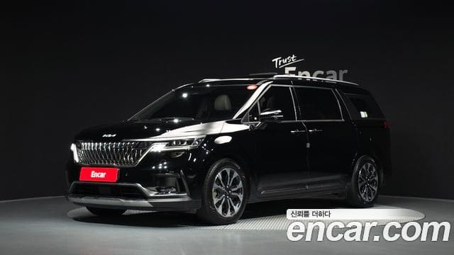 Kia Carnival — фото 1