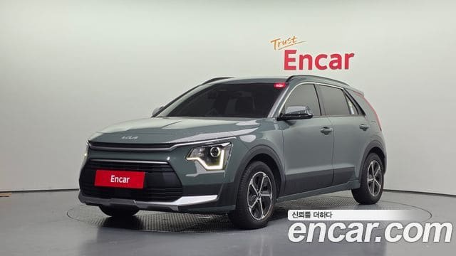 Kia Niro — фото 1