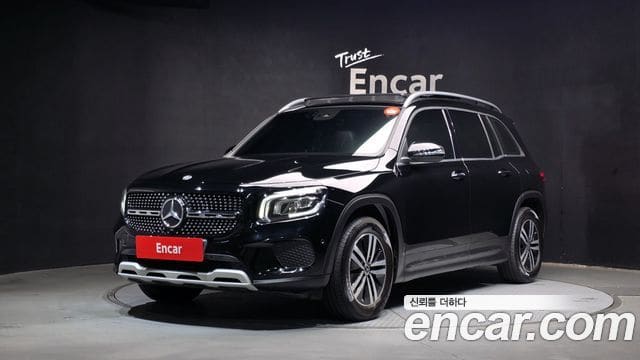Mercedes-Benz GLB-Class — фото 1