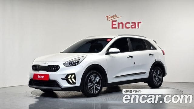 Kia Niro — фото 1