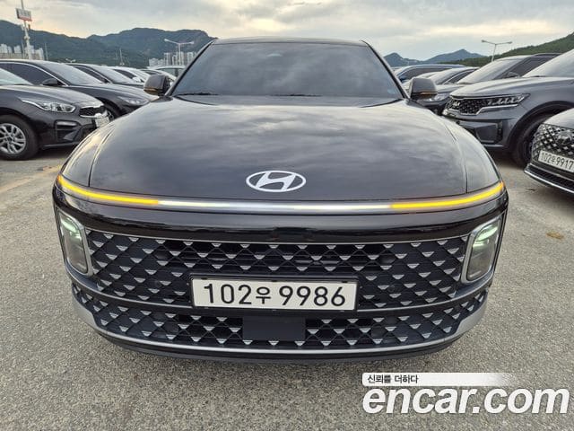 Hyundai Grandeur — фото 1