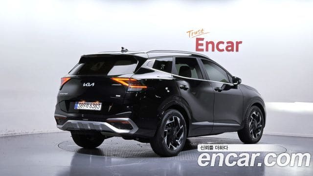 Kia Sportage — фото 1