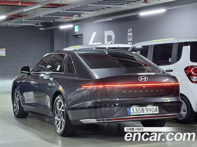 Hyundai Grandeur — фото 1