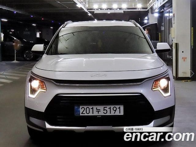 Kia Niro — фото 1