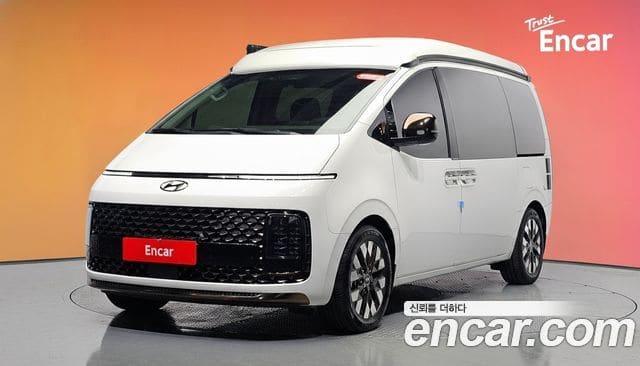 Hyundai Staria — фото 1