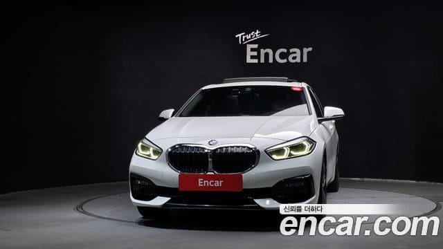 BMW 1 Series — фото 1