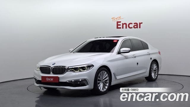 BMW 5 Series — фото 1