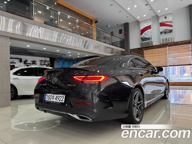 Mercedes-Benz CLS-Class — фото 1