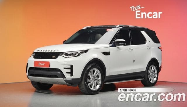 Land Rover Discovery 5 — фото 1