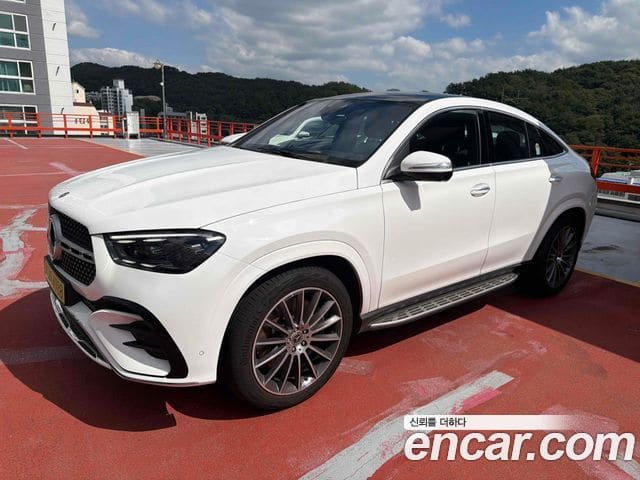 Mercedes-Benz GLE-Class — фото 1