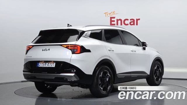 Kia Sportage — фото 1