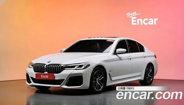 BMW 5 Series — фото 1