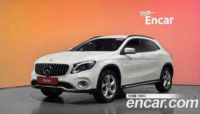 Mercedes-Benz GLA-Class — фото 1