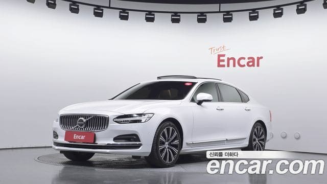 Volvo S90 — фото 1