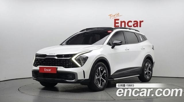 Kia Sportage — фото 1