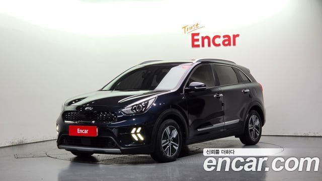 Kia Niro — фото 1