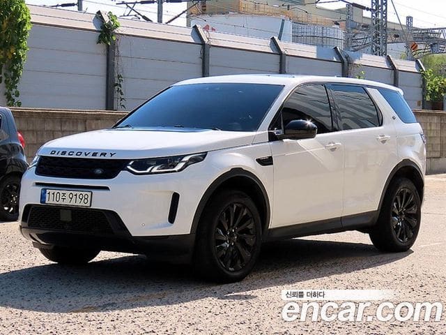 Land Rover Discovery Sport — фото 1
