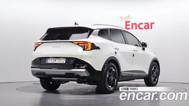 Kia Sportage — фото 1