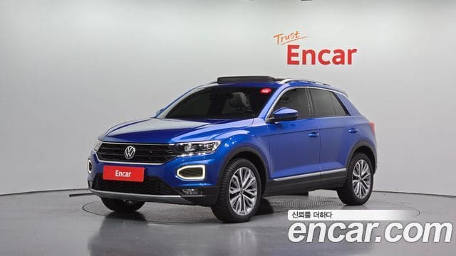 Volkswagen T-Roc — фото 1