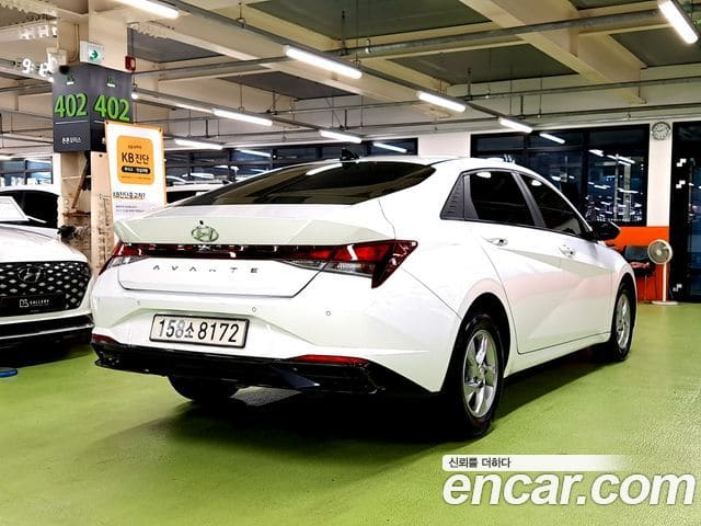 Hyundai Avante — фото 1